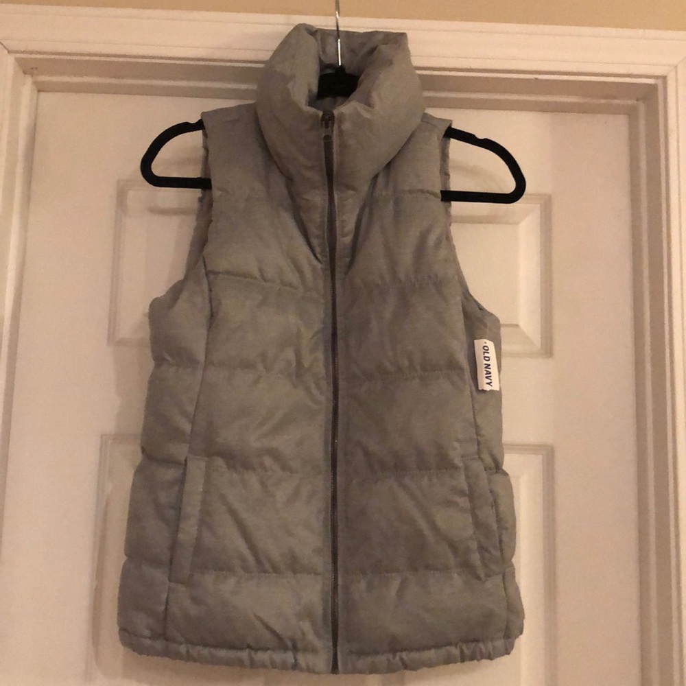 NWT, Old Navy puffy vest
